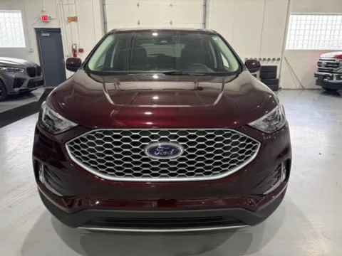 Photos of 2023 Ford Edge SEL for sale in Troy, MI at 8-11 Motor Group, Inc.