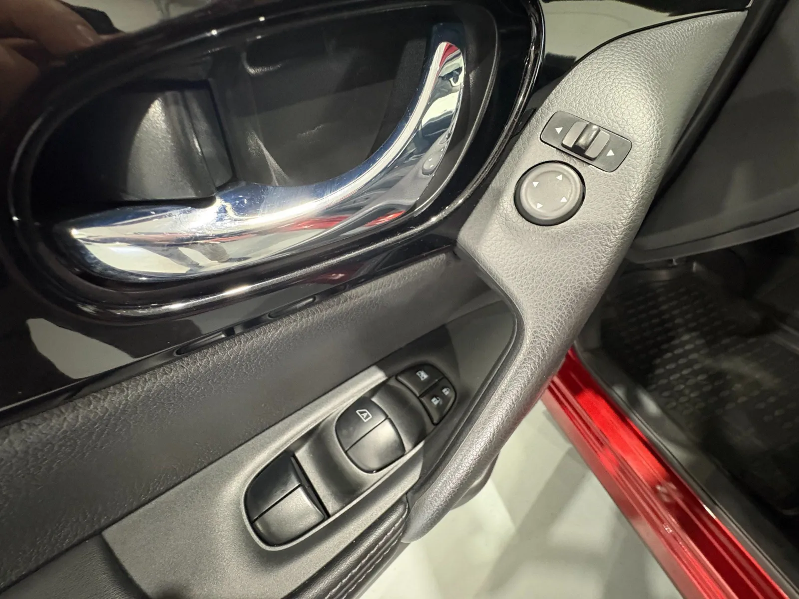 2019 Nissan Rogue Sport SV - Photo 30