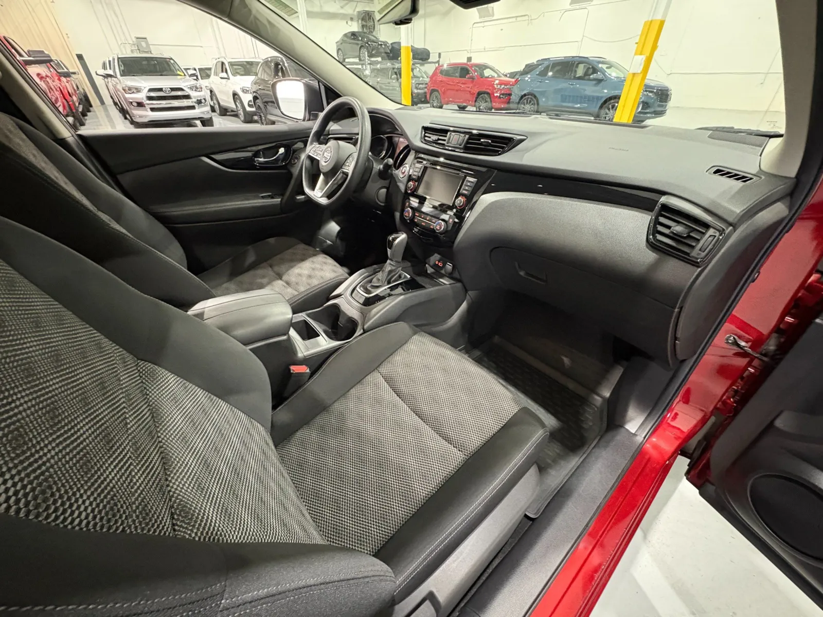 2019 Nissan Rogue Sport SV - Photo 39