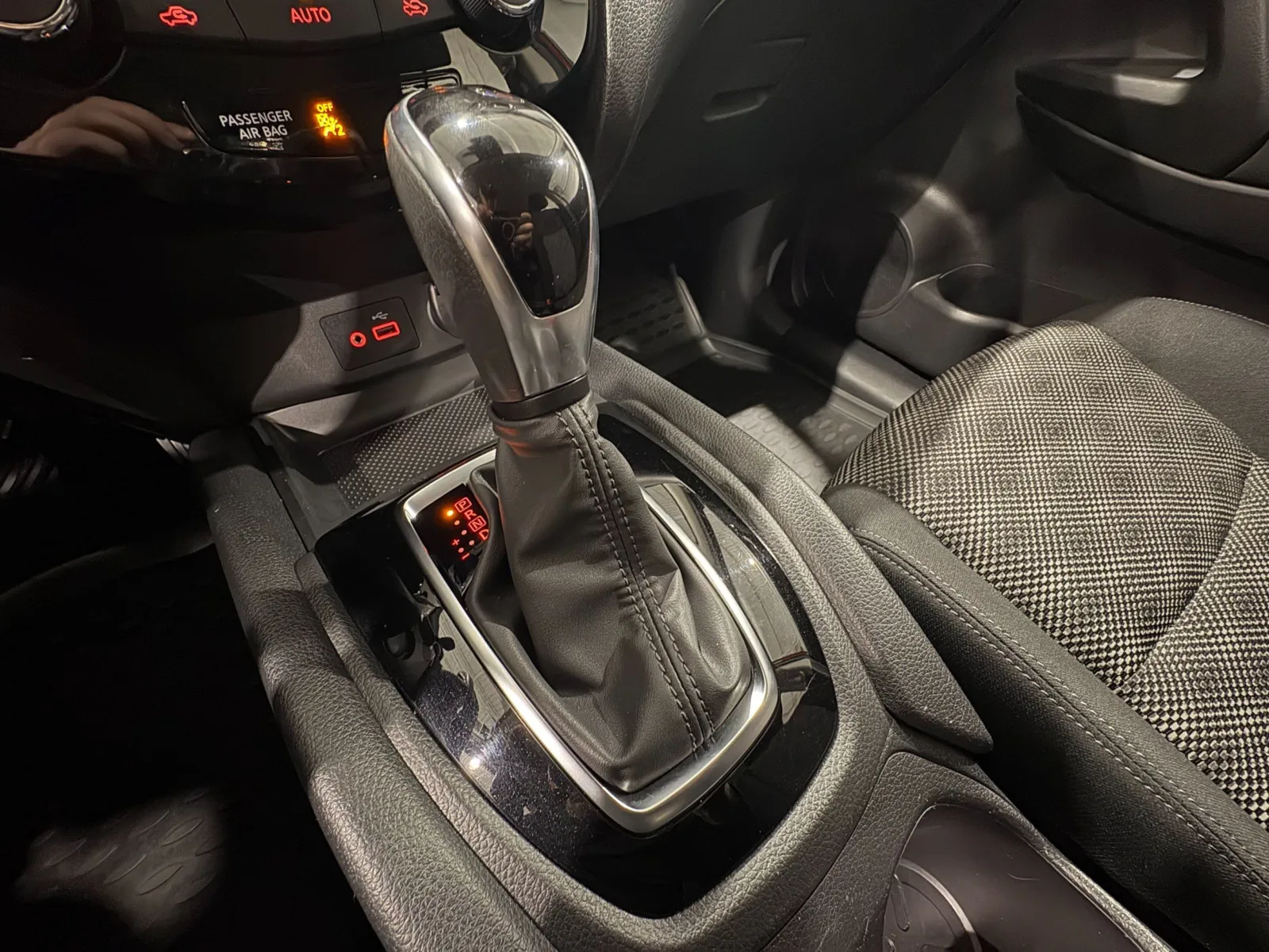 2019 Nissan Rogue Sport SV - Photo 24