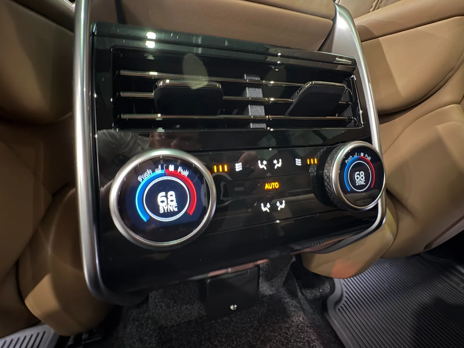 2026 Land Rover Range Rover SE - Photo 41
