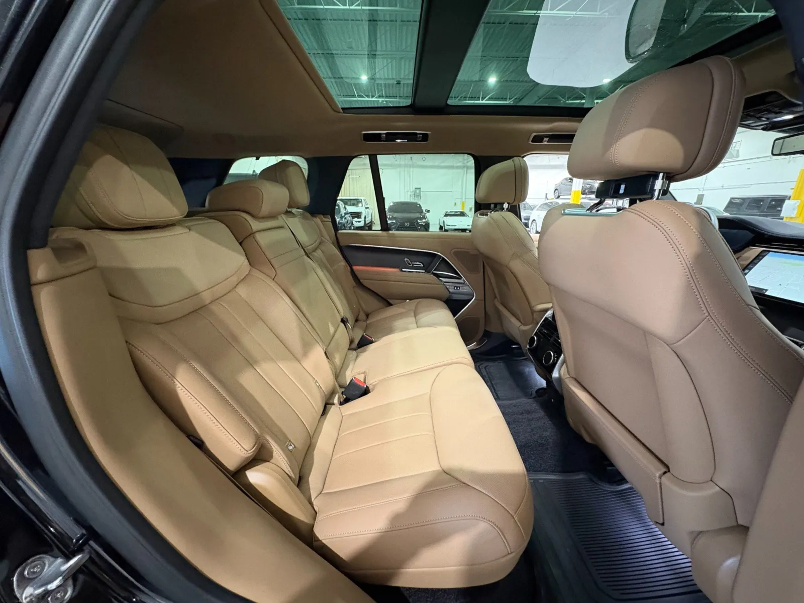2026 Land Rover Range Rover SE - Photo 52