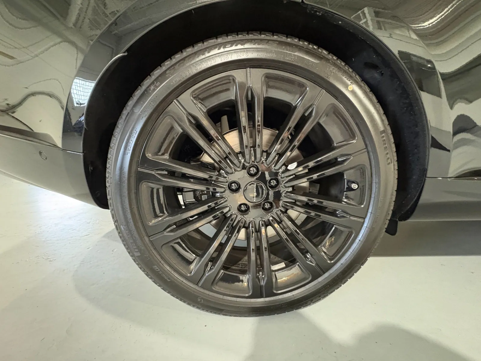 2026 Land Rover Range Rover SE - Photo 63