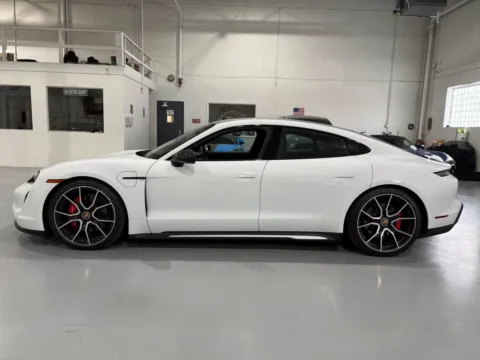 More photos of 2022 Porsche Taycan 4S at 8-11 Motor Group, Inc., MI