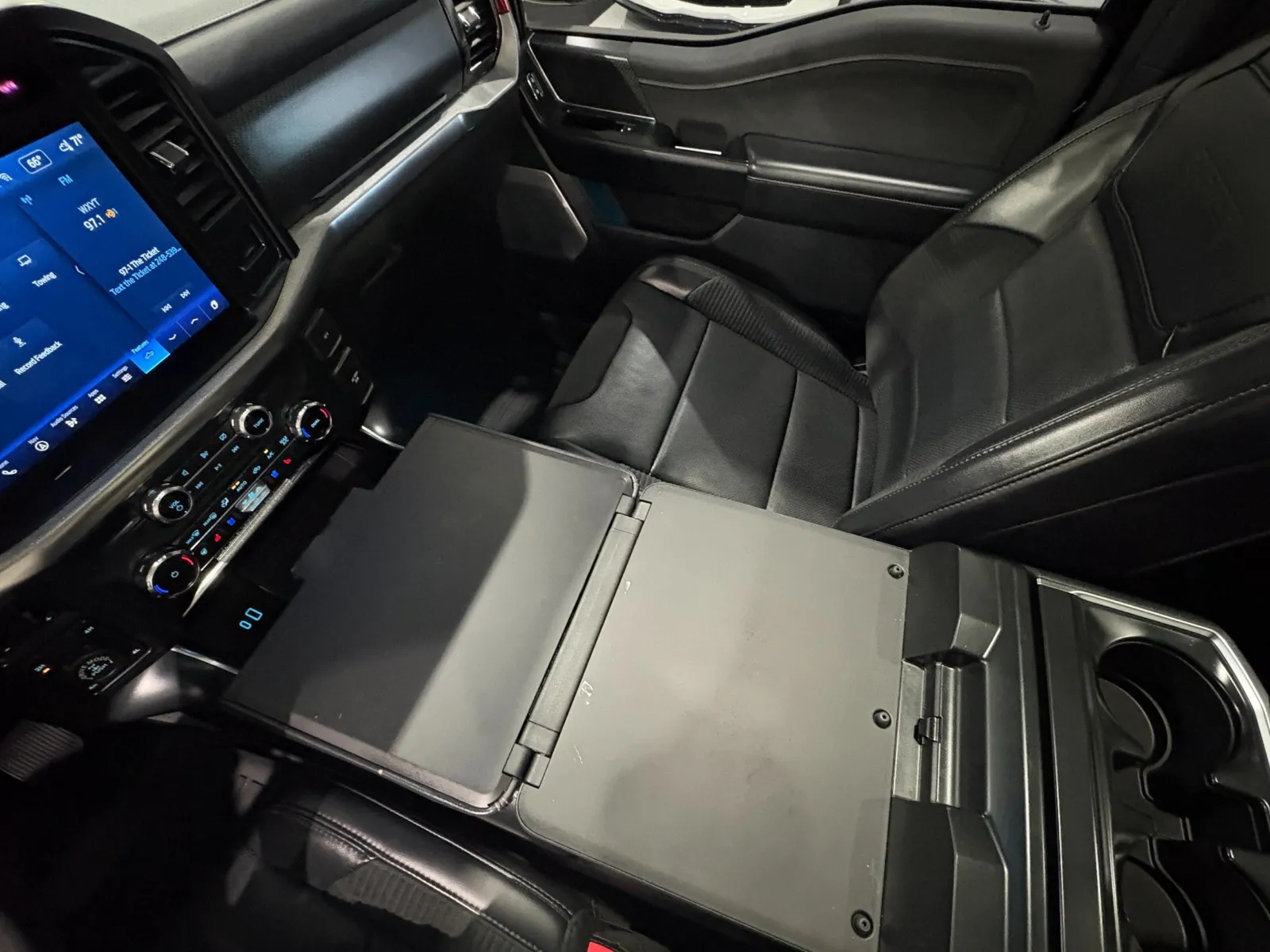 2022 Ford F-150 Raptor - Photo 33