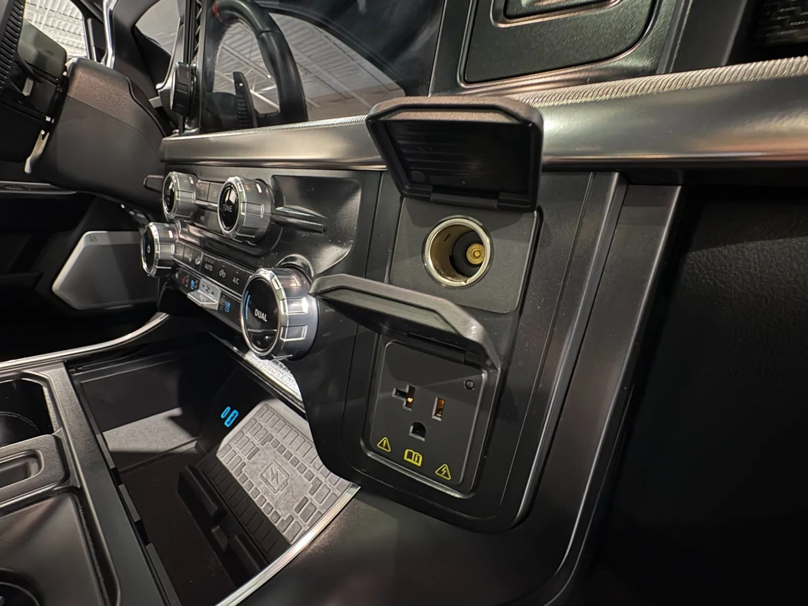 2022 Ford F-150 Raptor - Photo 61