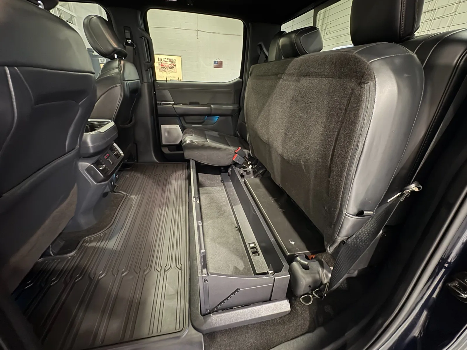 2022 Ford F-150 Raptor - Photo 46