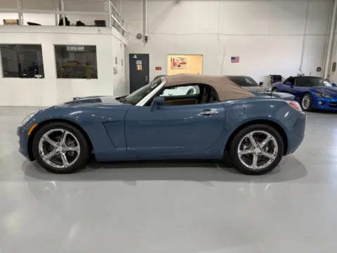 More photos of 2007 Saturn Sky at 8-11 Motor Group, Inc., MI