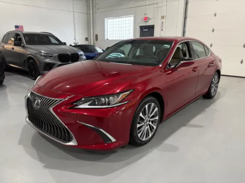 Another view of 2019 Lexus ES 350 for sale in Troy, MI at 8-11 Motor Group, Inc.