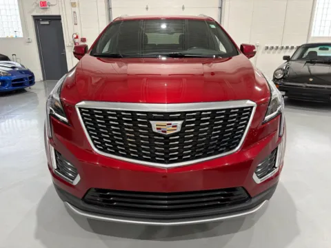 Photos of 2021 Cadillac XT5 FWD Premium Luxury for sale in Troy, MI at 8-11 Motor Group, Inc.
