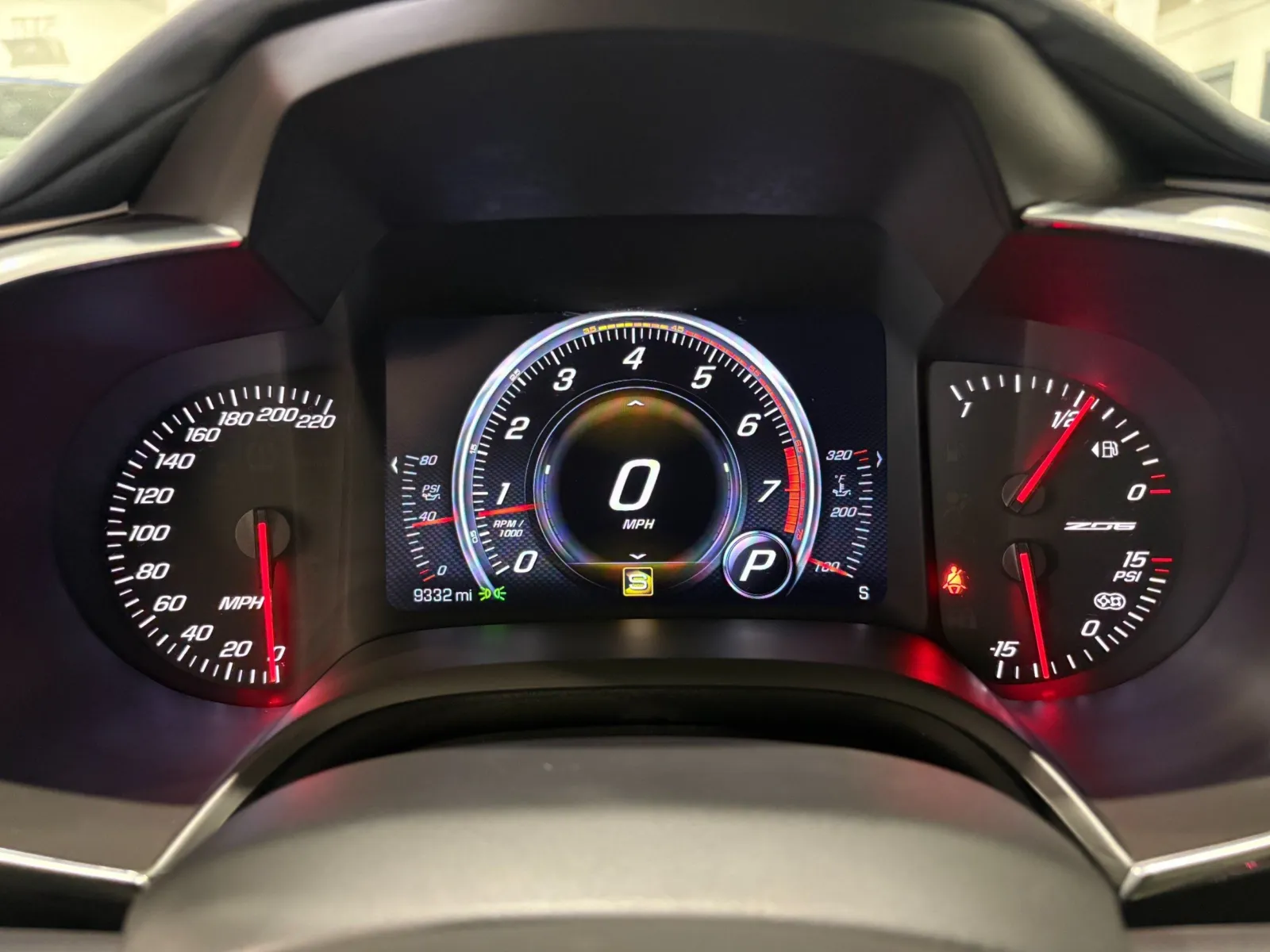 2016 Chevrolet Corvette 2LZ - Photo 18