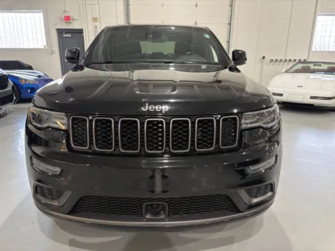 Photos of 2020 Jeep Grand Cherokee High Altitude 4x4 for sale in Troy, MI at 8-11 Motor Group, Inc.