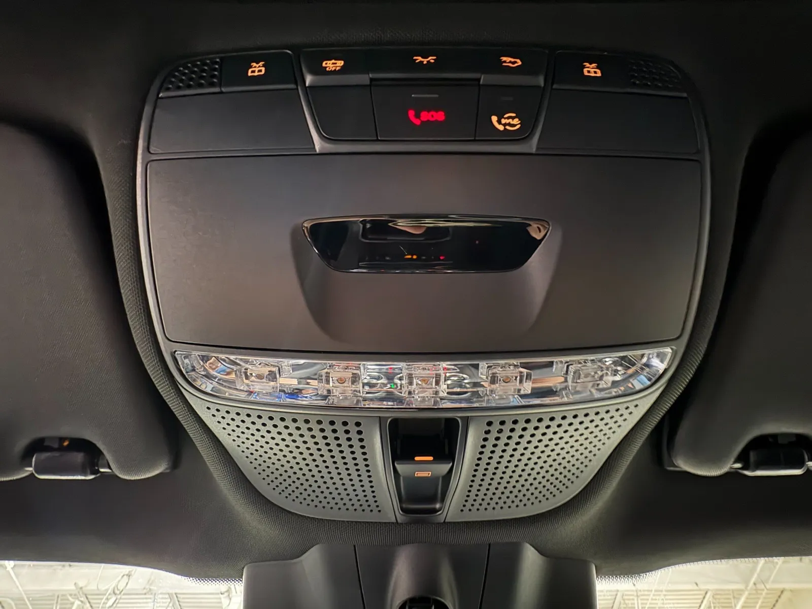 2022 Mercedes-Benz GLC Coupe GLC300 - Photo 33