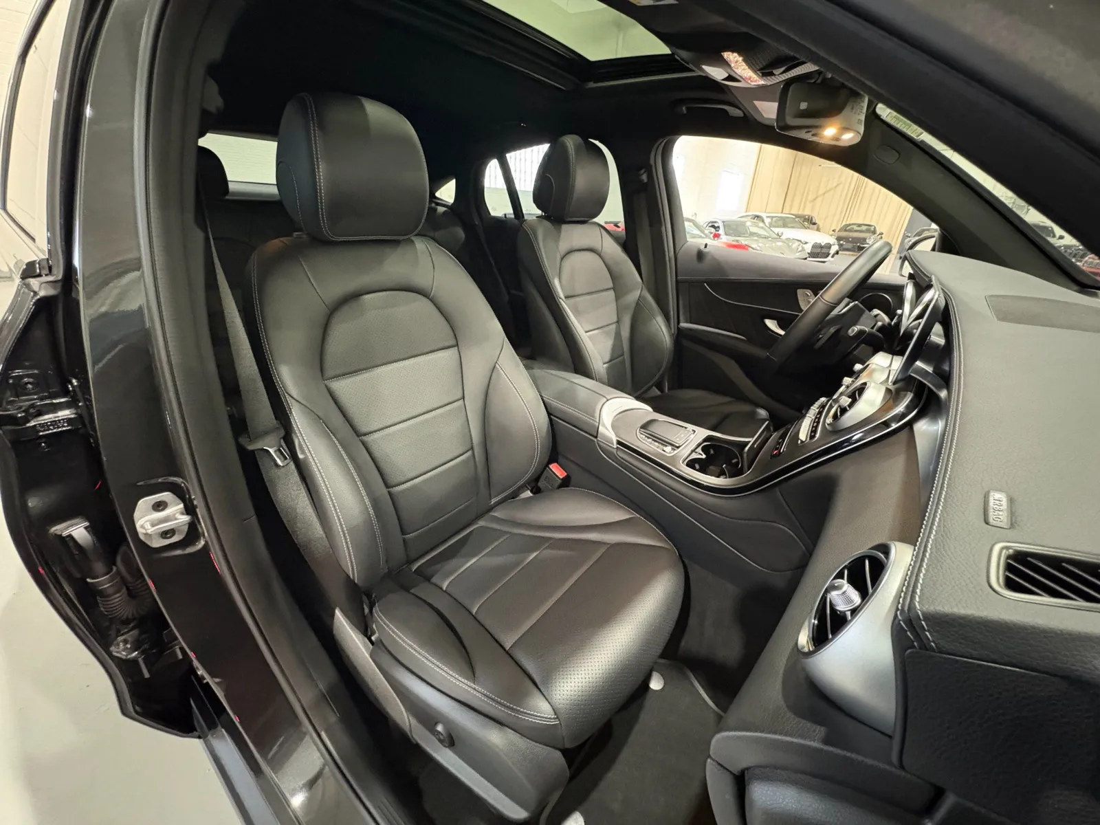 2022 Mercedes-Benz GLC Coupe GLC300 - Photo 51