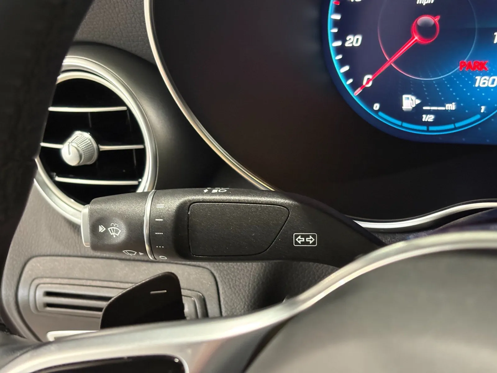 2022 Mercedes-Benz GLC Coupe GLC300 - Photo 14