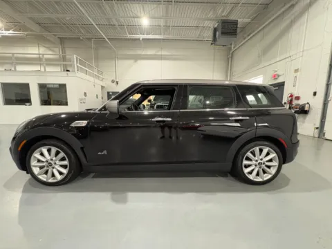 More photos of 2020 MINI Clubman Cooper S at 8-11 Motor Group, Inc., MI