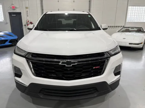 Photos of 2023 Chevrolet Traverse FWD RS for sale in Troy, MI at 8-11 Motor Group, Inc.