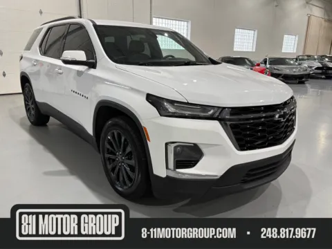 White 2023 Chevrolet Traverse FWD RS for sale in Troy, MI