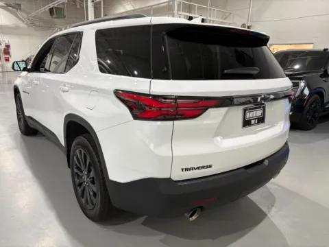 More photos of 2023 Chevrolet Traverse FWD RS at 8-11 Motor Group, Inc., MI