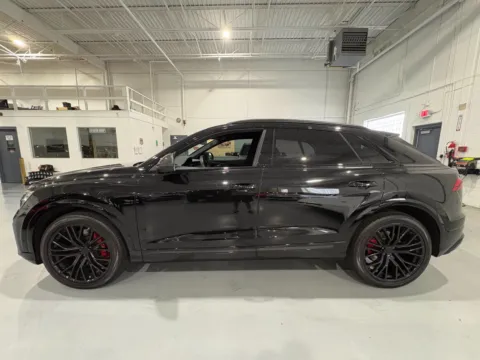 More photos of 2026 Audi SQ8 Prestige TFSI quattro Tiptronic at 8-11 Motor Group, Inc., MI