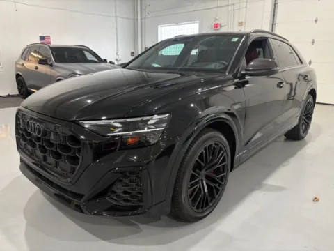Another view of 2026 Audi SQ8 Prestige TFSI quattro Tiptronic for sale in Troy, MI at 8-11 Motor Group, Inc.