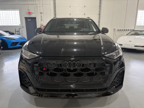 Photos of 2026 Audi SQ8 Prestige TFSI quattro Tiptronic for sale in Troy, MI at 8-11 Motor Group, Inc.