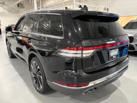 More photos of 2025 Lincoln Aviator Reserve at 8-11 Motor Group, Inc., MI