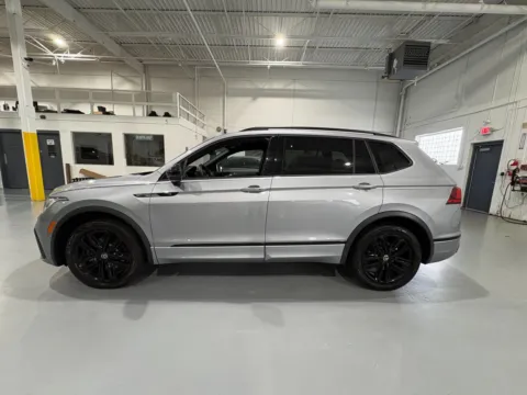 More photos of 2022 Volkswagen Tiguan 2.0T SE R-Line Black at 8-11 Motor Group, Inc., MI