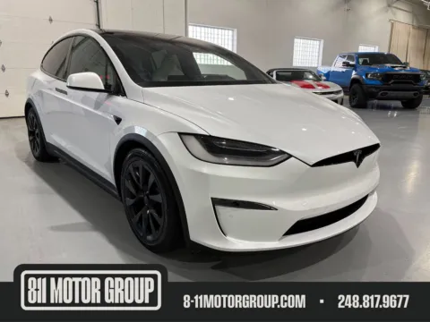 White 2023 Tesla Model X Standard Range for sale in Troy, MI