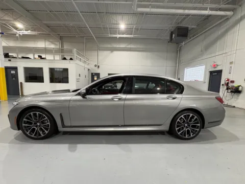 More photos of 2020 BMW 750i xDrive at 8-11 Motor Group, Inc., MI