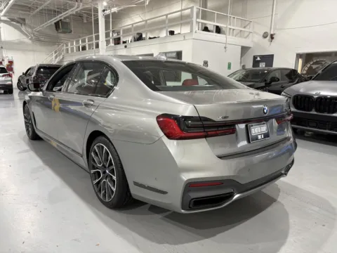 More photos of 2020 BMW 750i xDrive at 8-11 Motor Group, Inc., MI