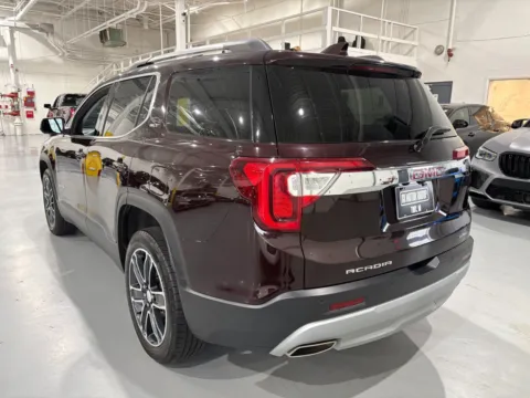 More photos of 2021 GMC Acadia AWD SLT at 8-11 Motor Group, Inc., MI