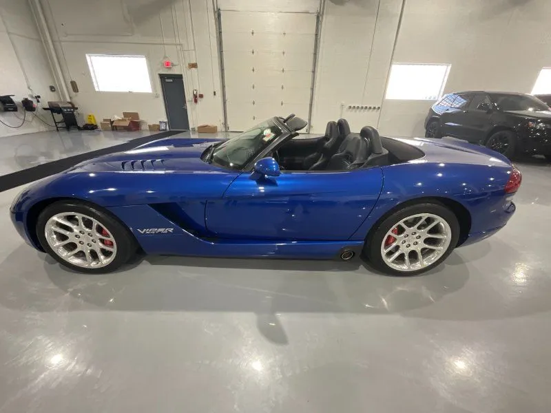2006 Dodge Viper SRT-10 - Photo 9