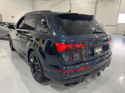 More photos of 2025 Audi SQ7 4.0T quattro Prestige at 8-11 Motor Group, Inc., MI