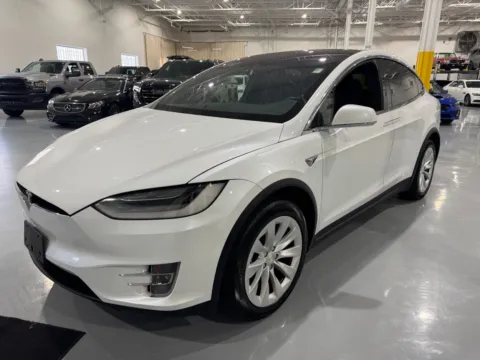 Another view of 2020 Tesla Model X Long Range Plus for sale in Troy, MI at 8-11 Motor Group, Inc.