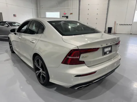 More photos of 2022 Volvo S60 B5 Inscription at 8-11 Motor Group, Inc., MI