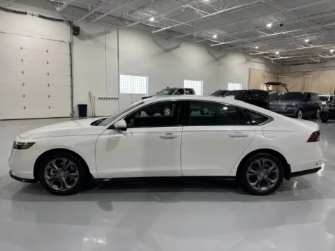 More photos of 2023 Honda Accord Hybrid EX-L at 8-11 Motor Group, Inc., MI