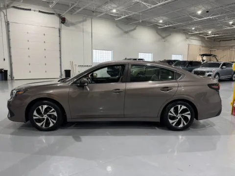 More photos of 2022 Subaru Legacy Premium at 8-11 Motor Group, Inc., MI