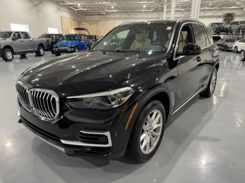 Another view of 2022 BMW X5 xDrive40i for sale in Troy, MI at 8-11 Motor Group, Inc.