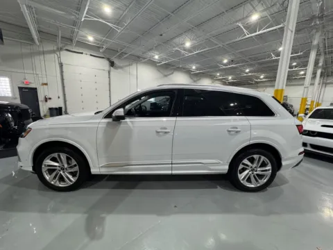 More photos of 2023 Audi Q7 quattro Premium 45 TFSI at 8-11 Motor Group, Inc., MI