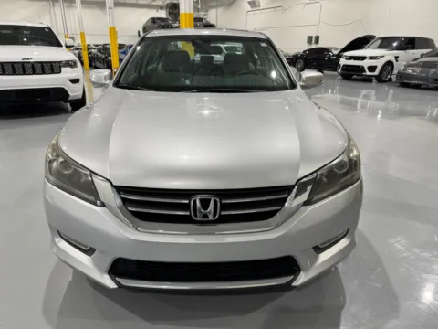 Photos of 2013 Honda Accord EX-L for sale in Troy, MI at 8-11 Motor Group, Inc.