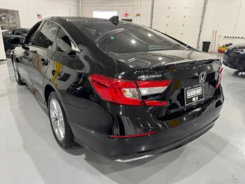 More photos of 2018 Honda Accord LX at 8-11 Motor Group, Inc., MI