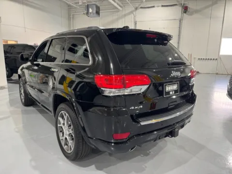 More photos of 2021 Jeep Grand Cherokee Overland at 8-11 Motor Group, Inc., MI