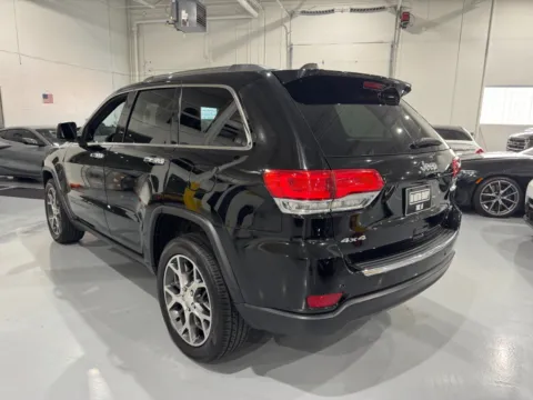 More photos of 2019 Jeep Grand Cherokee Limited 4x4 at 8-11 Motor Group, Inc., MI