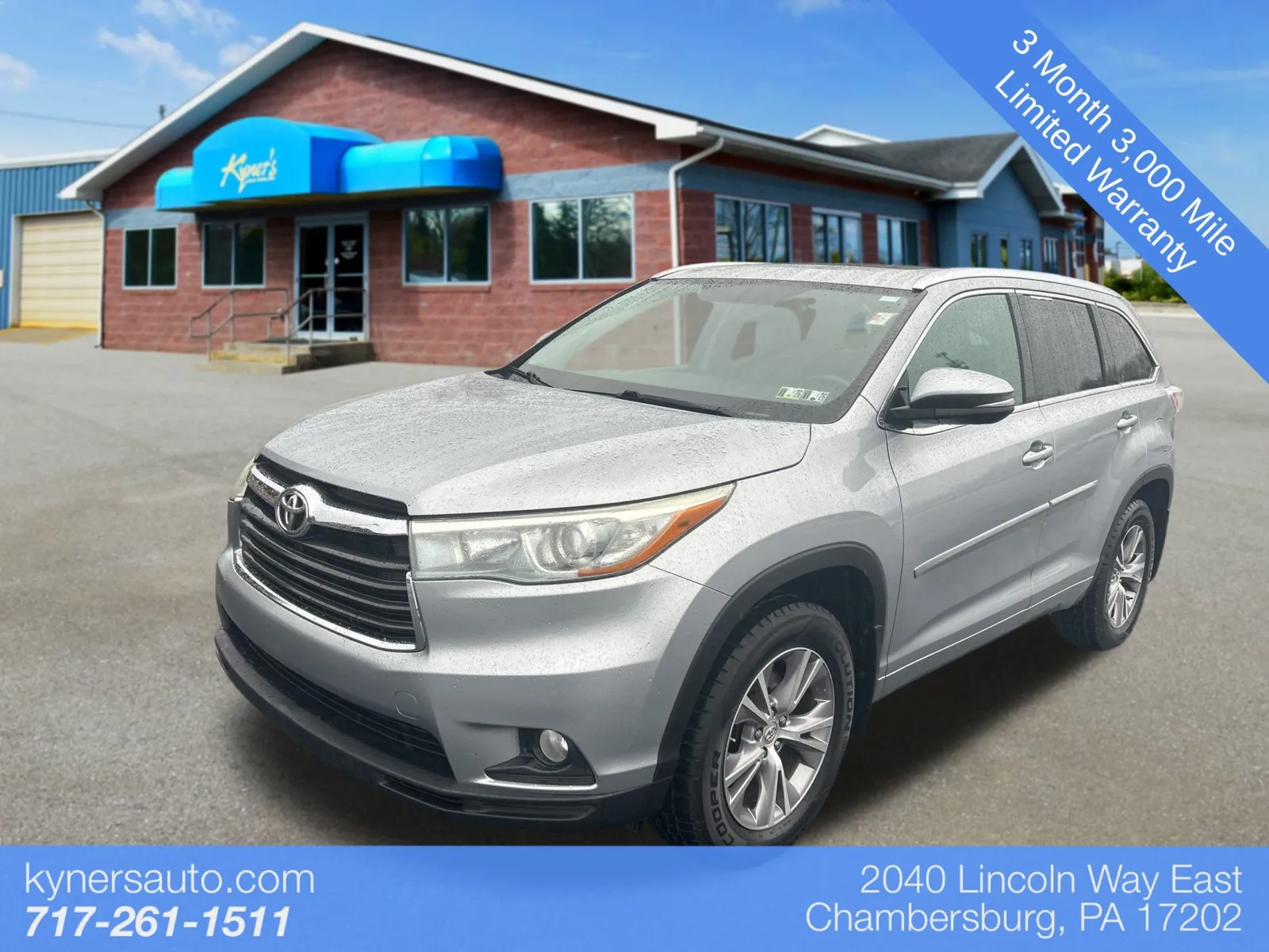 Silver 2015 Toyota Highlander XLE V6 for sale in Chambersburg, PA