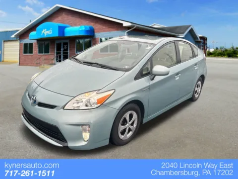Gray 2014 Toyota Prius Four for sale in Chambersburg, PA
