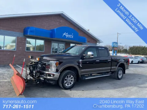 Red 2018 Ford F-250SD Lariat for sale in Chambersburg, PA