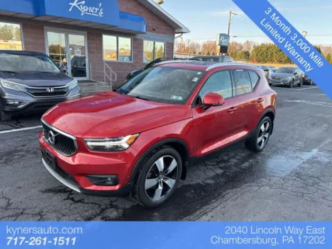 Red 2019 Volvo XC40 Momentum for sale in Chambersburg, PA
