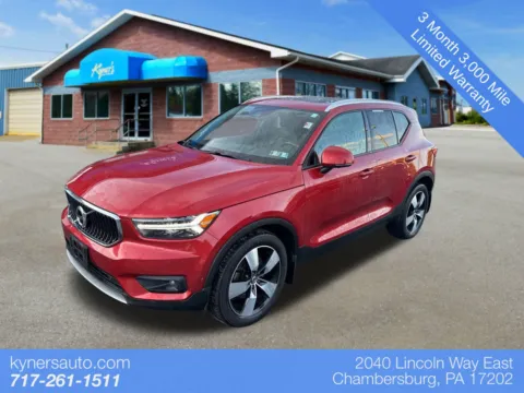 Red 2019 Volvo XC40 Momentum for sale in Chambersburg, PA