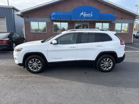 Another view of 2021 Jeep Cherokee Latitude Lux for sale in Chambersburg, PA at Kyner's Auto Sales, Inc.